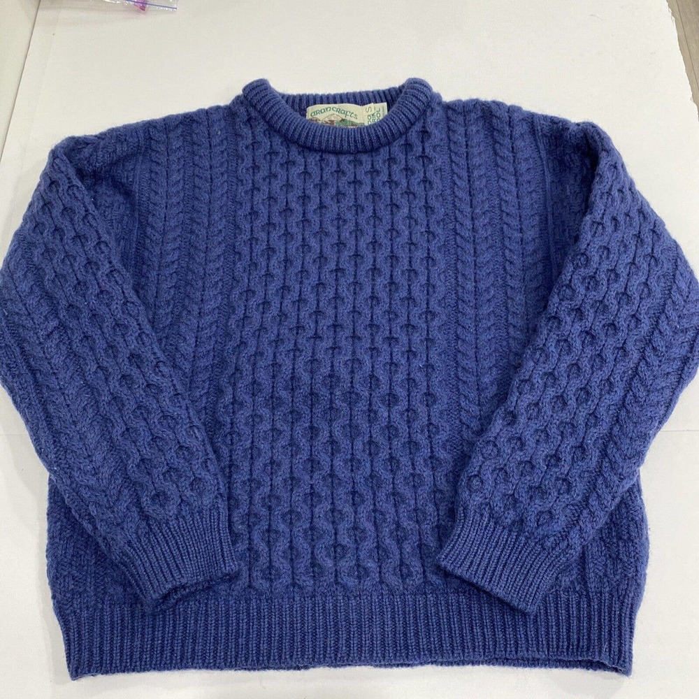 Vtg Arancrafts Ireland mens S pullover cable knit sweater 100% Merino Wool Blue